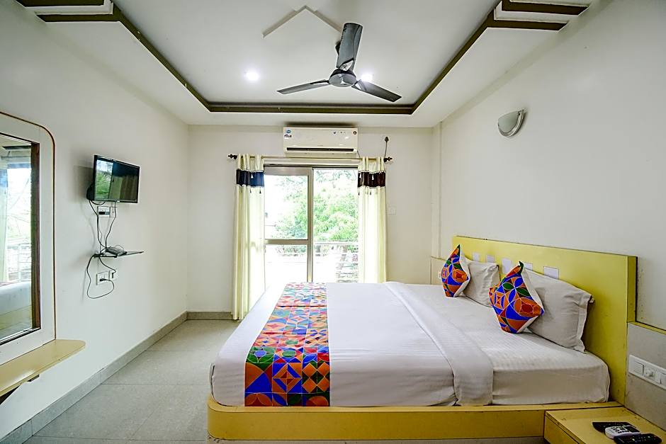Hotel Shantikunja by OYO – Puri, TX
