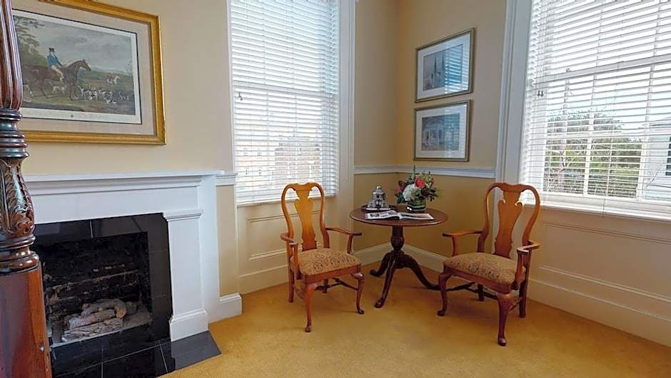 The Presidents' Quarters Inn