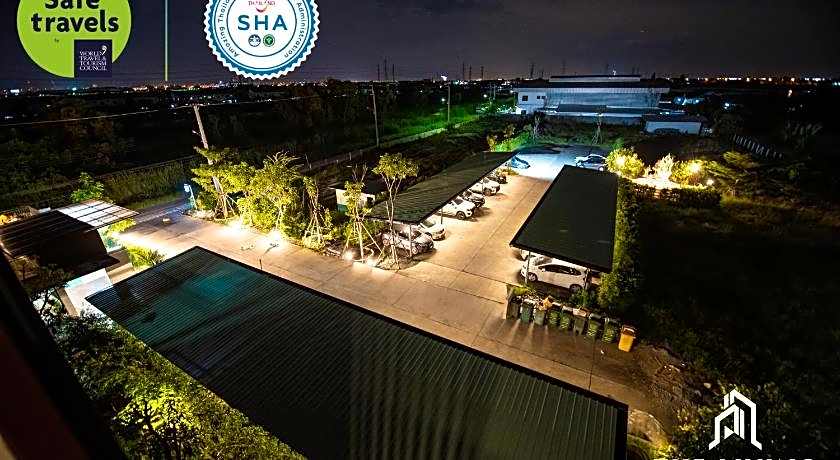 The living Hotel Samutprakan