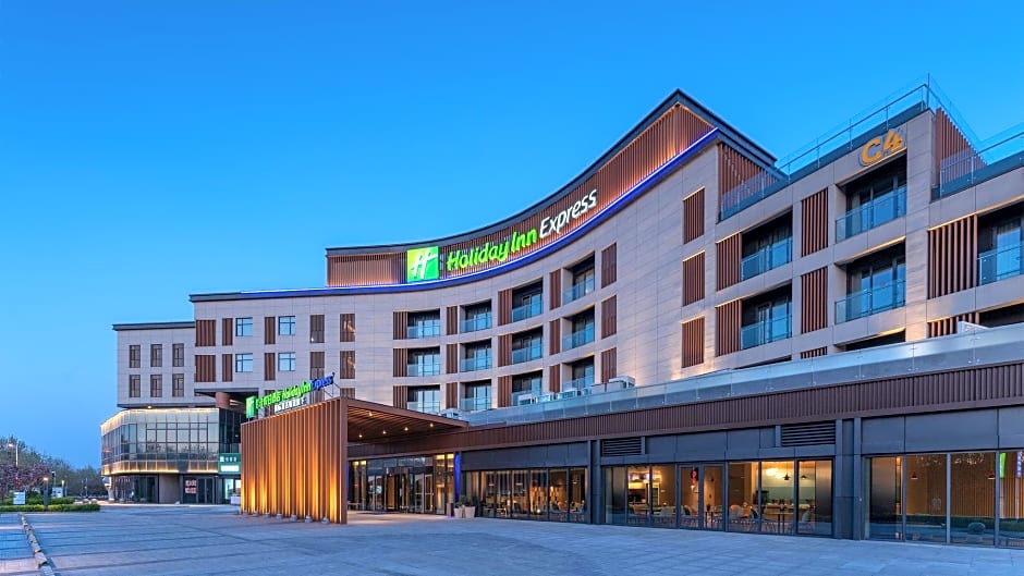 Holiday Inn Express Dalian Golden Pebble Beach By IHG
