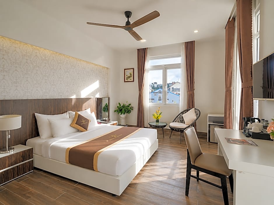 MINH CHIEN Hotel