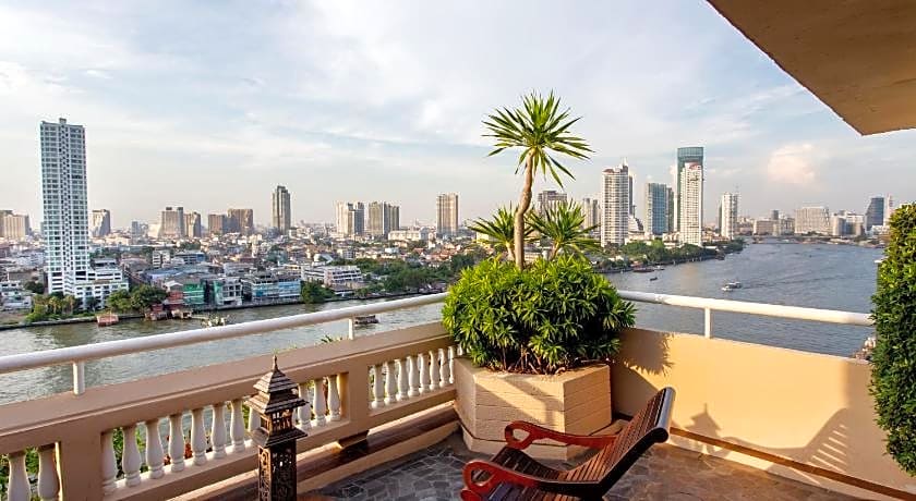 Ramada Plaza by Wyndham Bangkok Menam Riverside