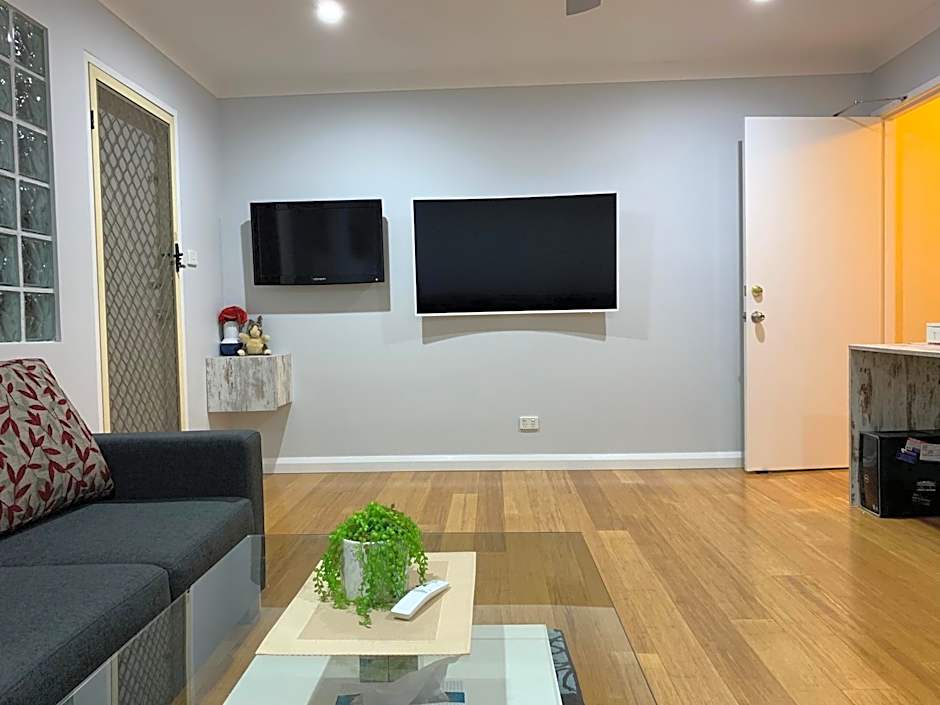 Branxton House Motel