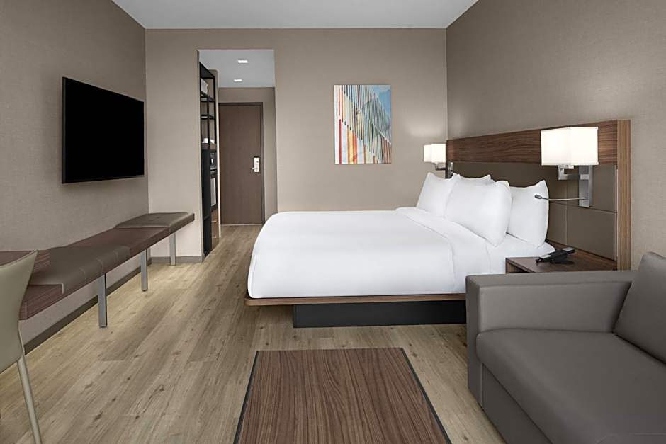 AC Hotel by Marriott Columbus Downtown