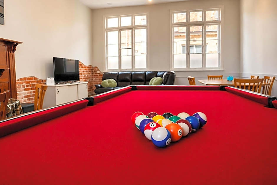 Geraldton Shoreline Lodge