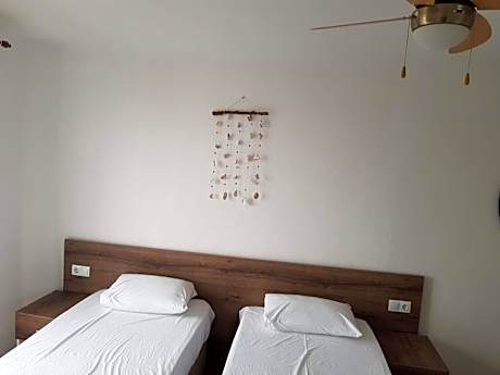 Deluxe Triple Room with Sea View