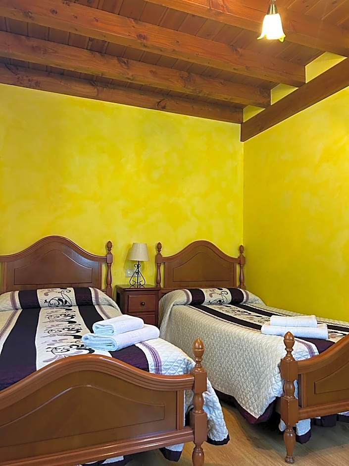 Apartamentos La Montaña