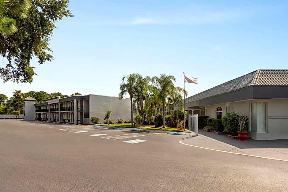 Ramada by Wyndham Cocoa