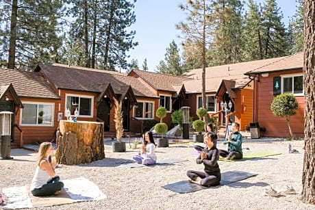 Grand Pine Cabins