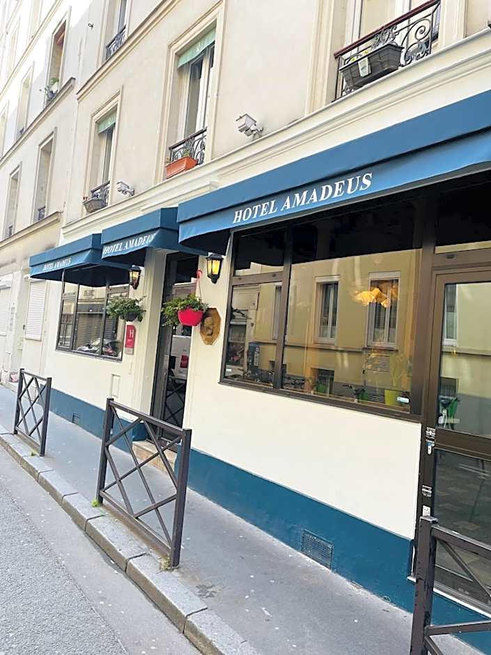 Amadeus Hotel