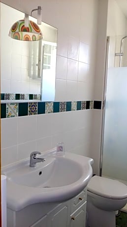 BnBinB La Cour Enchantée