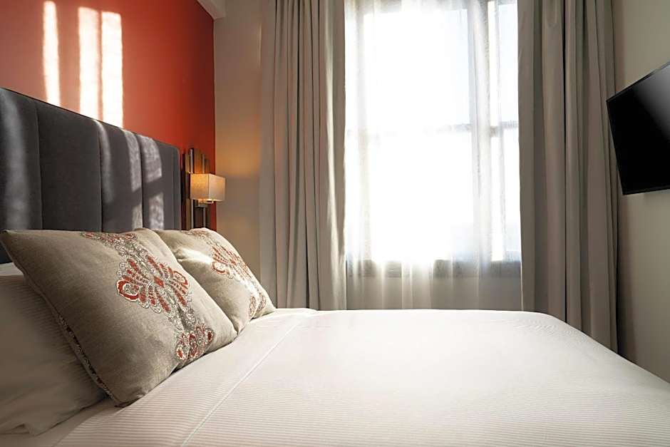 The Esquire Hotel Downtown Gastonia, an Ascend Collection Hotel