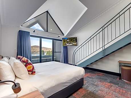 Superior Lakeview Quad Room