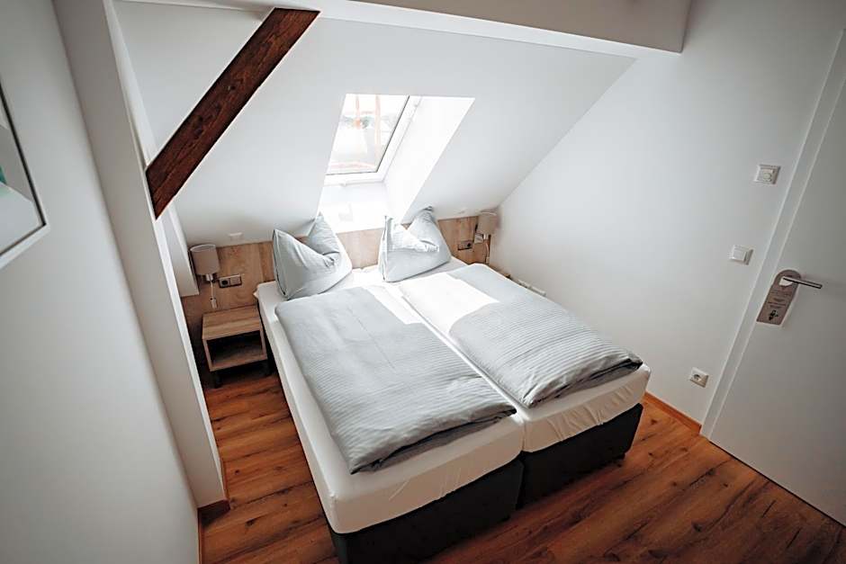 Boardinghouse Victory