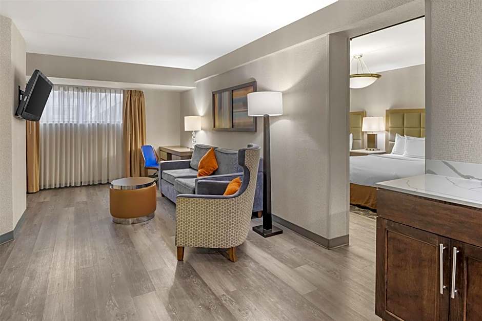 Best Western Plus Miamisburg-Dayton Suites, Banquets & Hotel