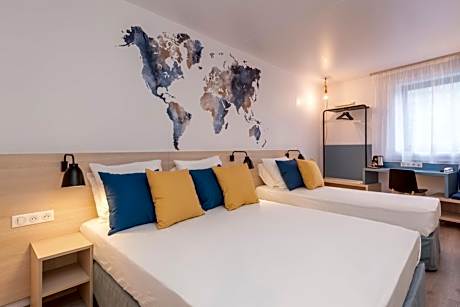 Standard Room 1 Double 1 Single Beds, 24 Sqm, Free Wifi, Flat Screen Tv, Bath