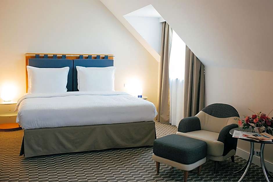 Radisson Blu Carlton Hotel, Bratislava