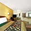 Super 8 by Wyndham Charlotte Downtown Area