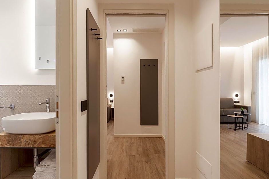 Renzo Hotel