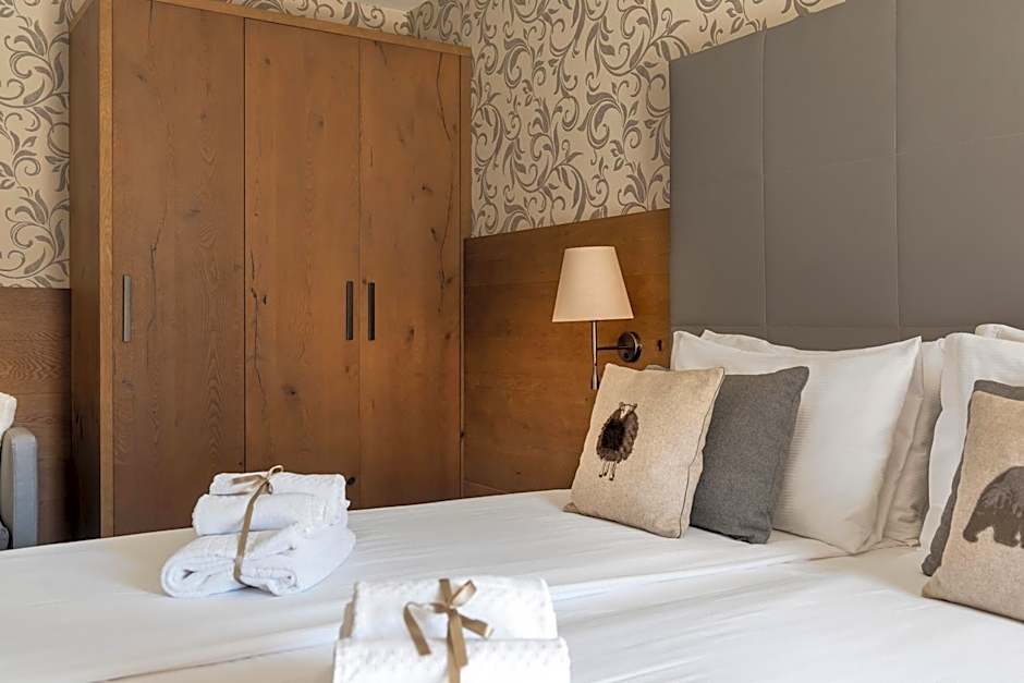X Alp Hotel