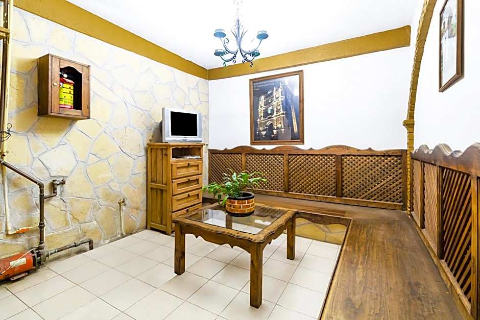 OYO Hotel La Luna
