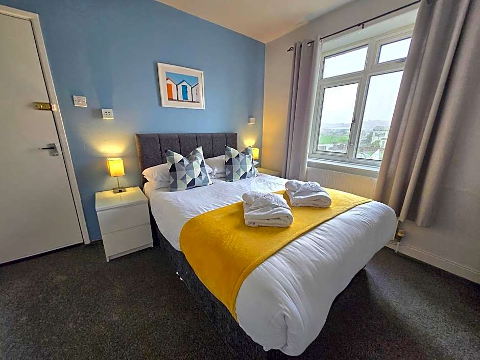 Beach Hotel Torbay B&B