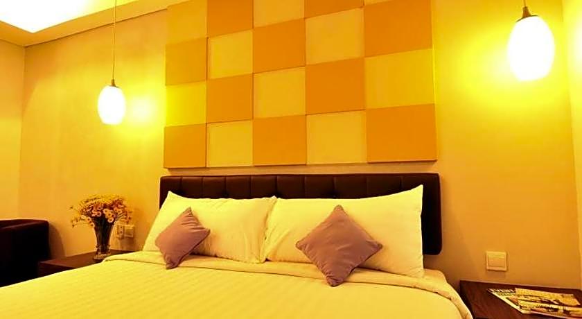 Aston Ketapang City Hotel