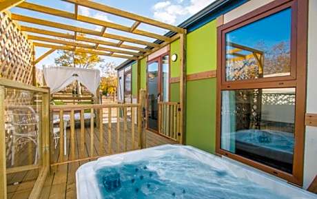 Premium Bungalow (2 Adults + 3 Children)