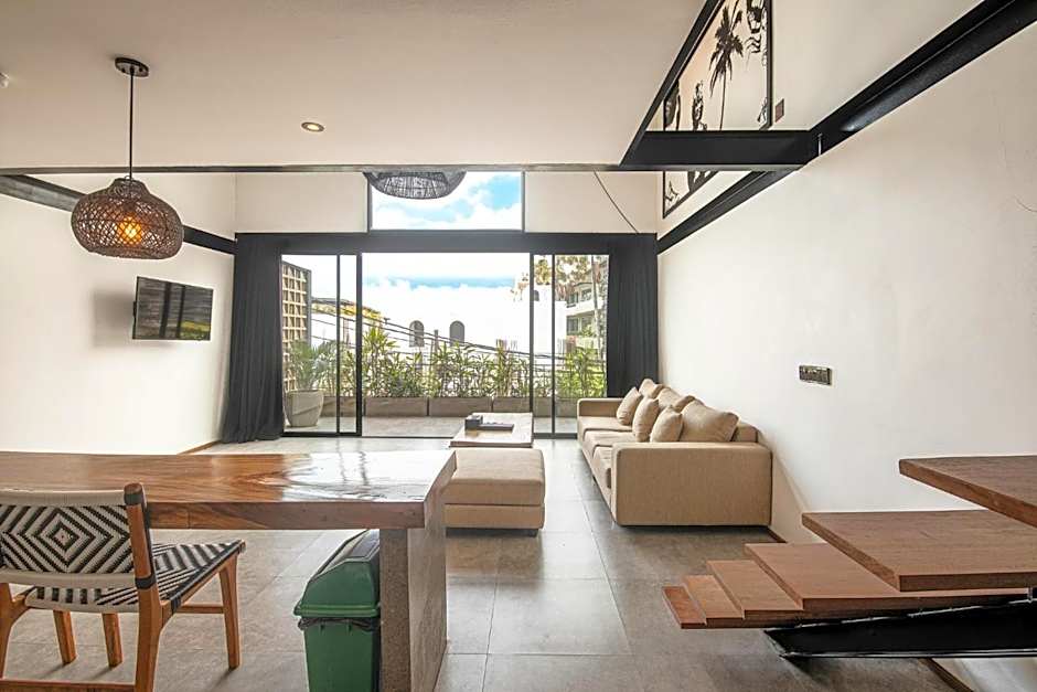 Spacious Loft 200m from Canggu Beach
