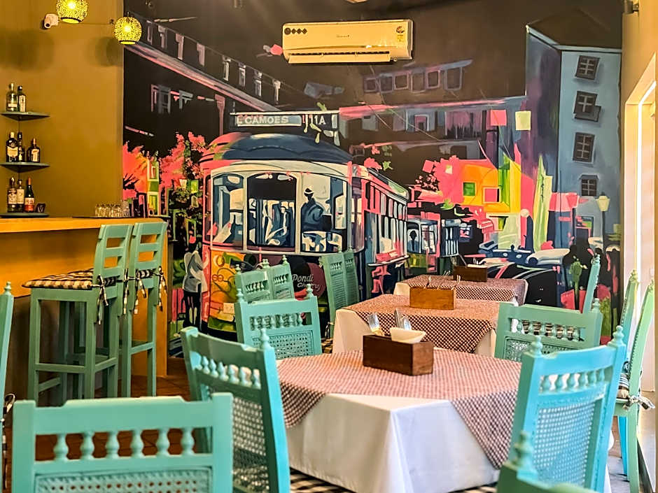 Le Chateau - A Heritage Boutique Hotel