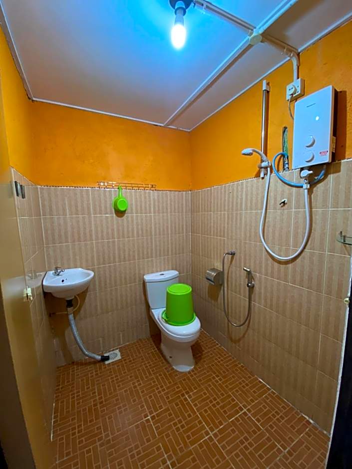 Julies Hostel Taman Negara