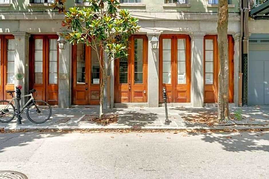 Group-friendly Suite Near Bourbon Street