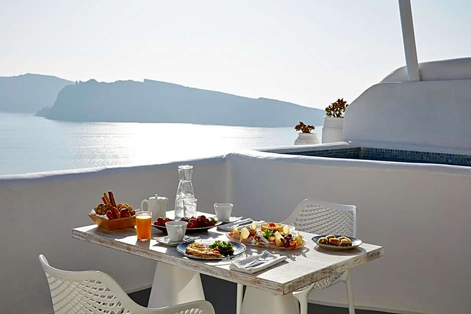 La Perla Villas - Adults Only