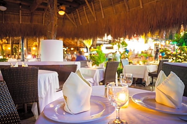 Tukan Hotel Playa del Carmen