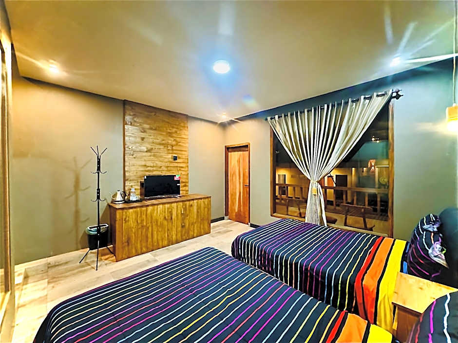 Photo 1 of 7 of Deluxe 2 Beds, Mountain View