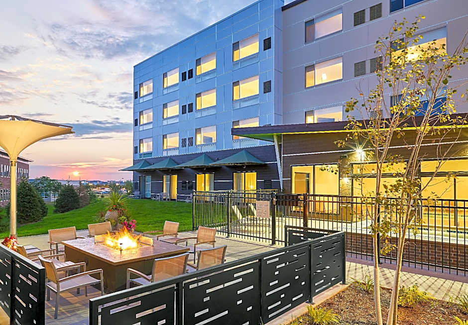 Element West Des Moines