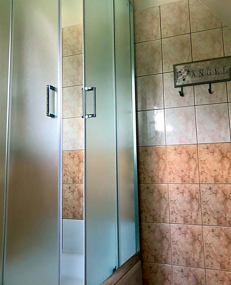 Międzynarodowe Schronisko Młodzieżowe PTSM Szarotka