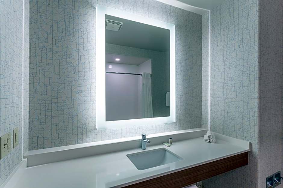 Holiday Inn Express Rockford-Loves Park By IHG