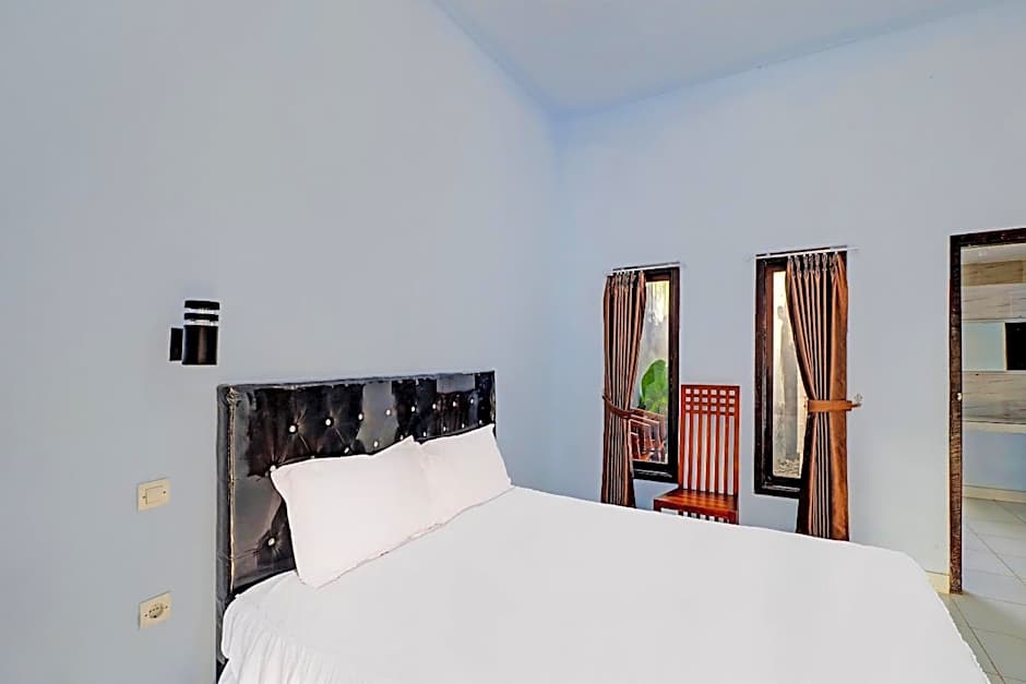 Hotel O Mustika