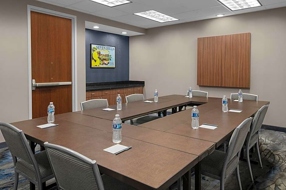 Fairfield Inn & Suites by Marriott Tustin Orange County