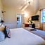 Cedar Gables Inn