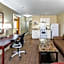 Econo Lodge  Inn & Suites