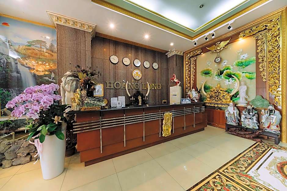 Classic Hoang Long Hotel