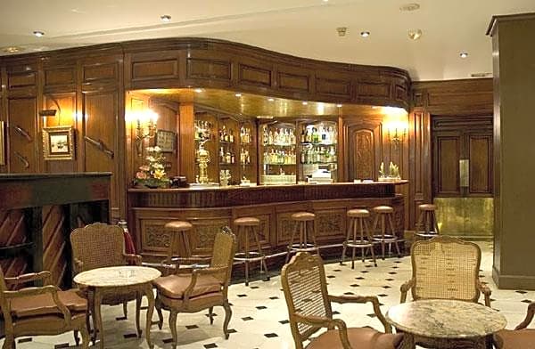 One Shot Palacio Reina Victoria 04