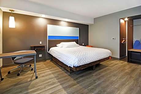 King Room - Hearing Access