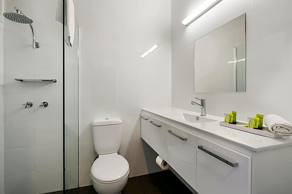 Nightcap at Waltzing Matilda Hotel