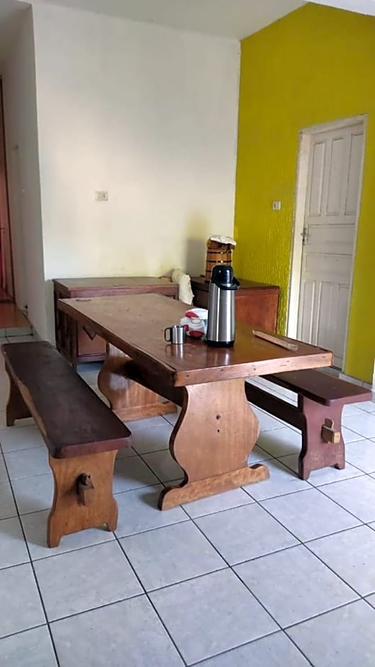 Hostel e Camping da Cris