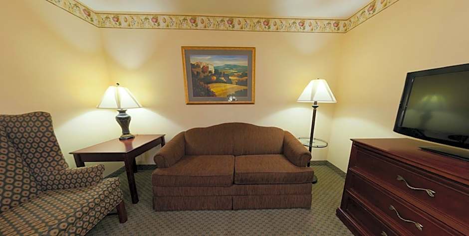 Country Inn & Suites by Radisson, St. Cloud East, MN
