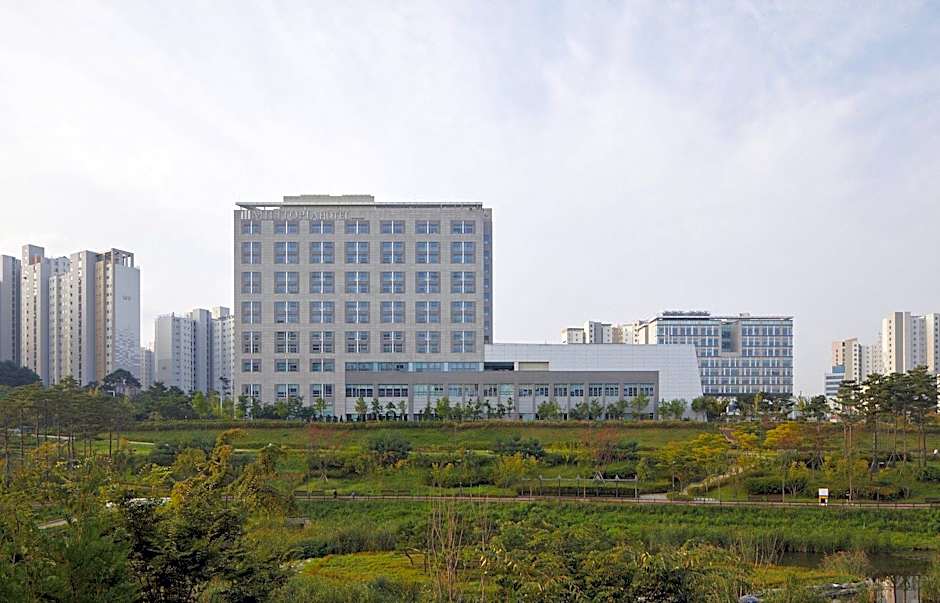 Wirye Militopia Hotel By Marine