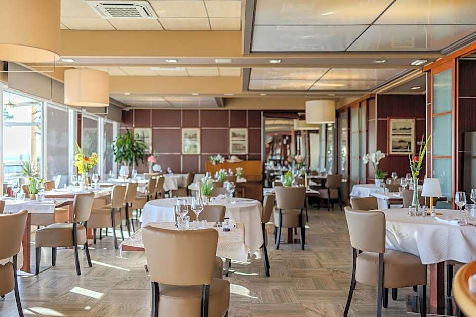Logis Hôtel & Restaurant Mediterranee
